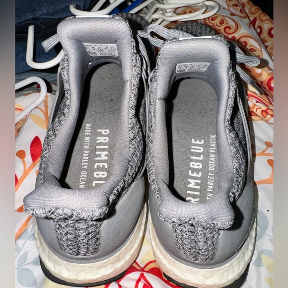 Adidas Ultraboosts - Picture 5 of 5